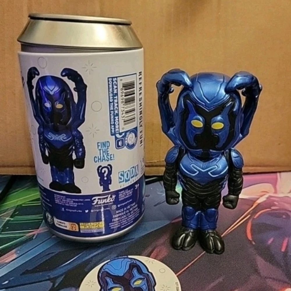 Funko Vinyl Soda DC Comics Universe - Blue Beetle Opened - Regular Ver